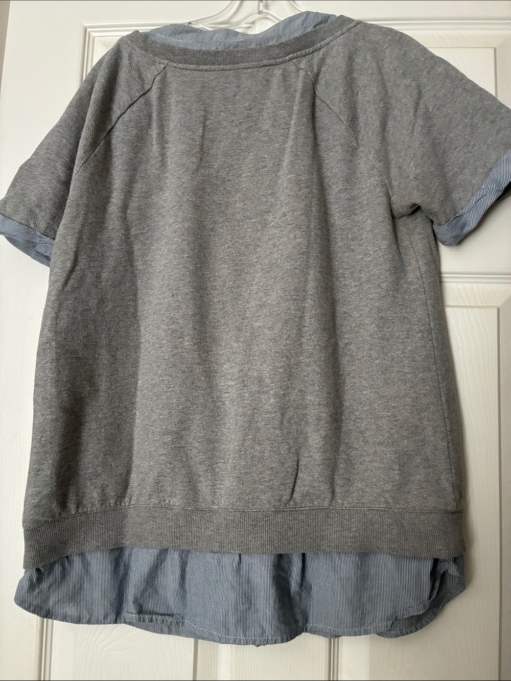 Anthropologie Floreat Gray Layered Embroidered Short-Sleeve Sweatshirt M - Picture 10 of 11